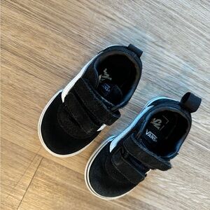 Toddler Vans - Size 6